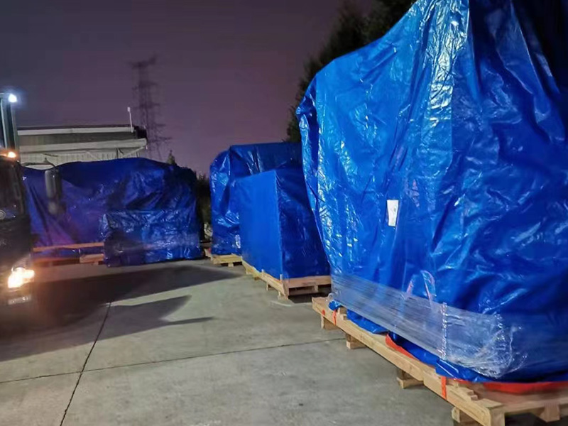 廣州韓國LG搬遷(qian)防雨真空包裝