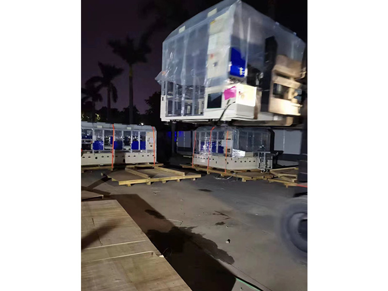 深圳(zhen)龍崗打包現場(chǎng)